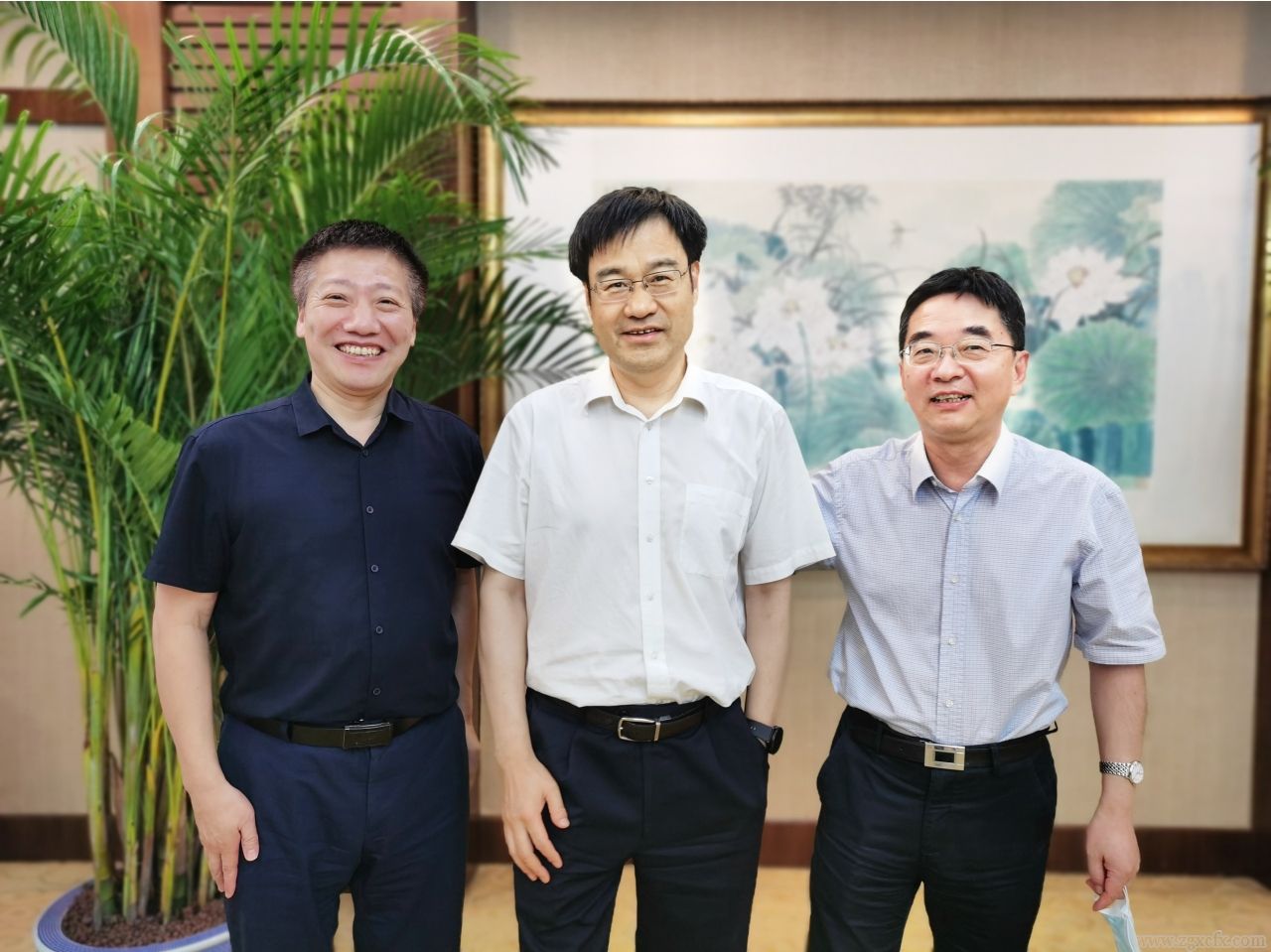 微信图片_20230729130001_副本.jpg
