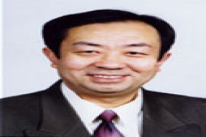 党国英