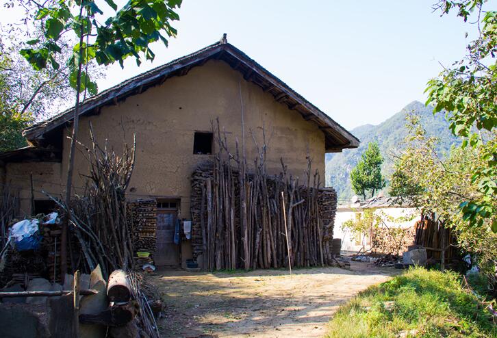 秦岭令人心酸的深山房屋(图14)