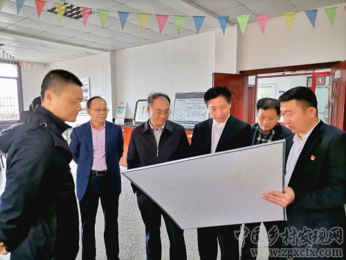 湖南师大乡研院研究基地在长沙县新云村挂牌(图3)